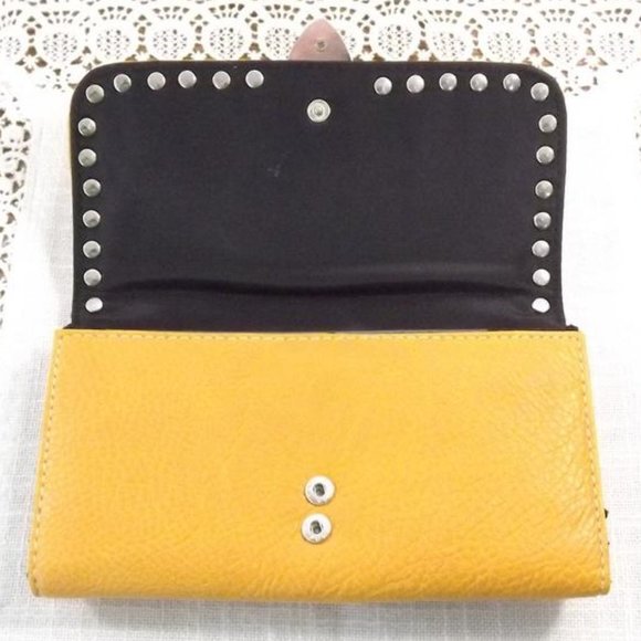 Southwestern Style Faux Leather Billfold Wallet - Picture 4 of 7